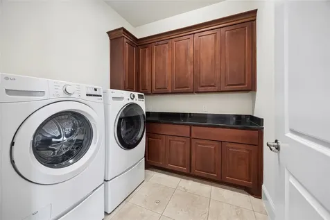 4943 Wigton Drive Houston TX 77096