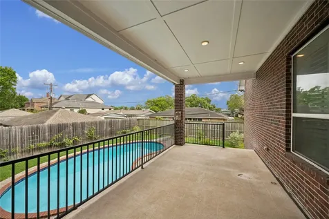4943 Wigton Drive Houston TX 77096