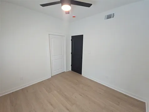 8101 Venus Street B Houston TX 77088