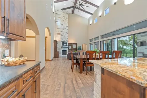 1951 Bridlewood Ranches Drive Wimberley TX 78666