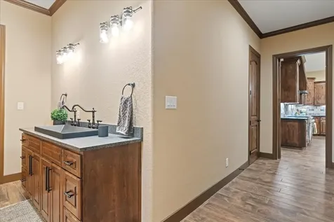 1951 Bridlewood Ranches Drive Wimberley TX 78666