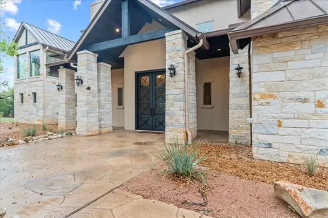 1951 Bridlewood Ranches Drive Wimberley TX 78666