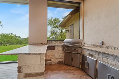 1951 Bridlewood Ranches Drive Wimberley TX 78666