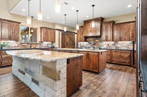 1951 Bridlewood Ranches Drive Wimberley TX 78666