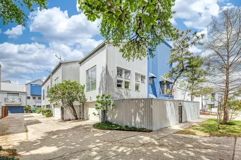 2714 Chenevert Street Houston TX 77004
