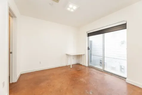 2714 Chenevert Street Houston TX 77004