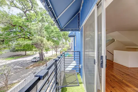 2714 Chenevert Street Houston TX 77004