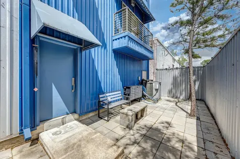 2714 Chenevert Street Houston TX 77004