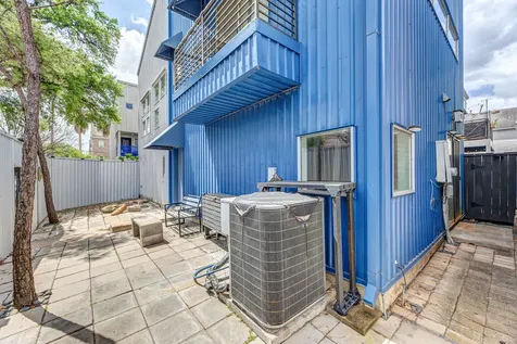 2714 Chenevert Street Houston TX 77004