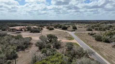 24.68 Acres Cattle Guard Road Yoakum TX 77995
