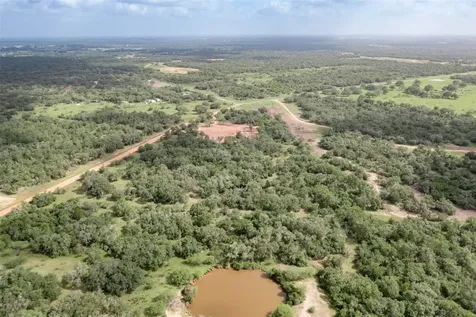 24.68 Acres Cattle Guard Road Yoakum TX 77995