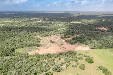 24.68 Acres Cattle Guard Road Yoakum TX 77995