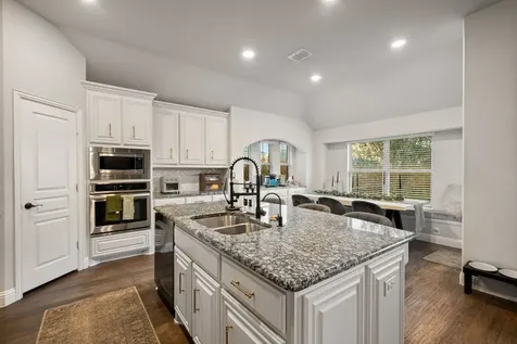 532 Tierra Vista Way Fort Worth TX 76131