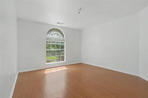 515 Spring Moss Drive Missouri City TX 77459