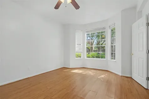 515 Spring Moss Drive Missouri City TX 77459