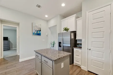 15834 Bird Of Paradise Drive Conroe TX 77302