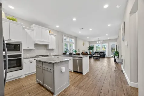 15834 Bird Of Paradise Drive Conroe TX 77302