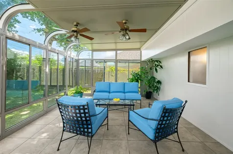 1906 Spillers Lane Houston TX 77043