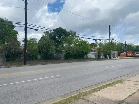 204 S 75th Street Houston TX 77011