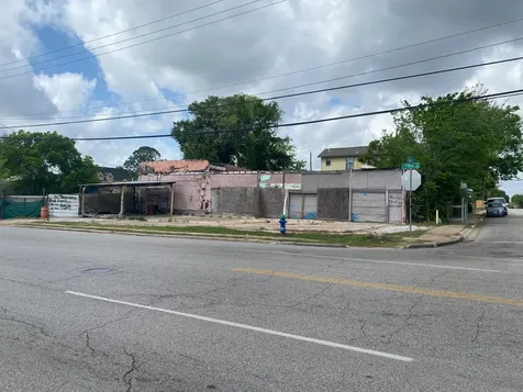 204 S 75th Street Houston TX 77011