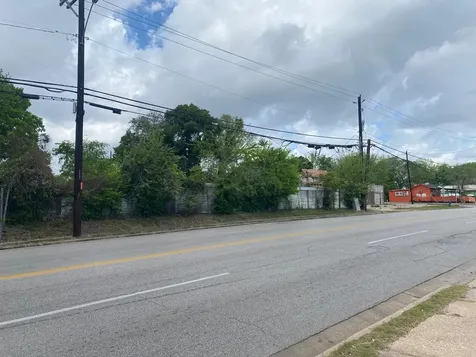 204 S 75th Street Houston TX 77011