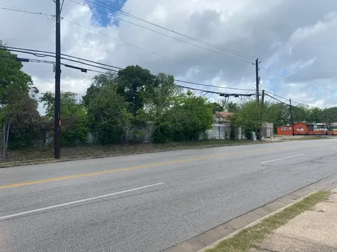 204 S 75th Street Houston TX 77011