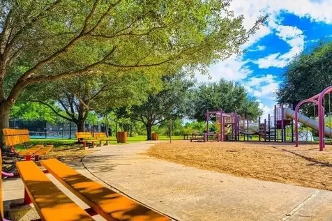 2401 Sail Port Street Pearland TX 77584