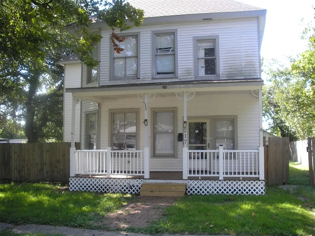 217 3rd Avenue N Texas City TX 77590