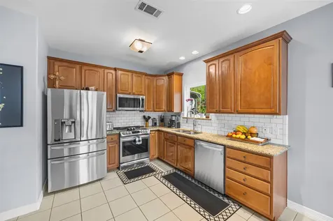910 Apollo Street New Caney TX 77357