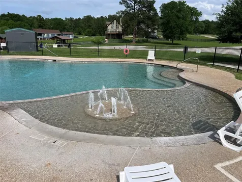 160 Wildwood Lake Drive N Huntsville TX 77340