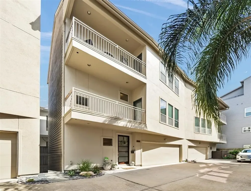 5535 Darling Street Houston TX 77007