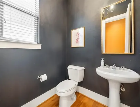5535 Darling Street Houston TX 77007