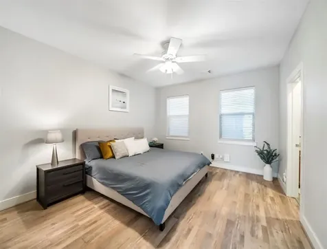 5535 Darling Street Houston TX 77007
