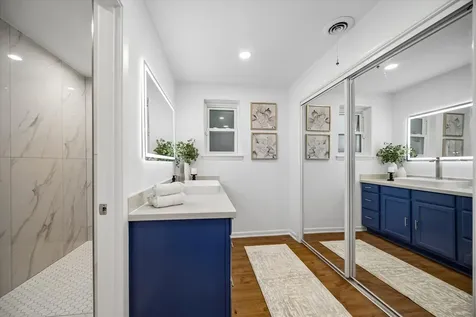 7102 Walkway Street Houston TX 77036