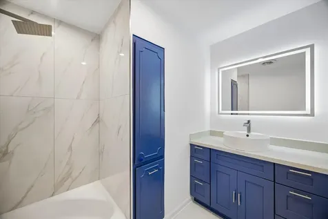 7102 Walkway Street Houston TX 77036