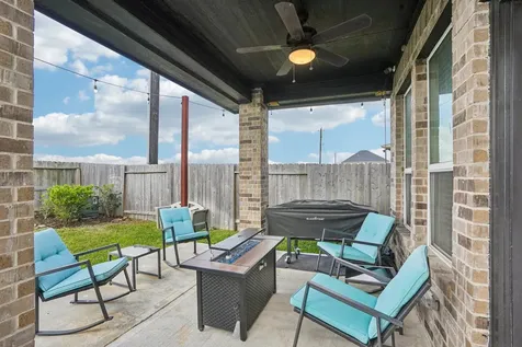 415 Barrios Bay Lane La Porte TX 77571