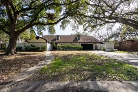 7916 Glenview Drive Houston TX 77061