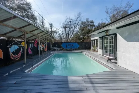 7916 Glenview Drive Houston TX 77061