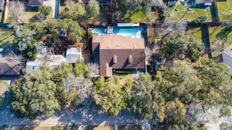 7916 Glenview Drive Houston TX 77061