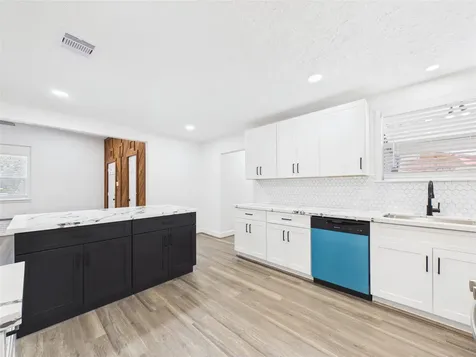 1210 Connie Street Alvin TX 77511