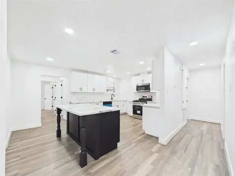 1210 Connie Street Alvin TX 77511