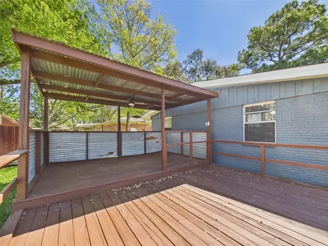 1210 Connie Street Alvin TX 77511