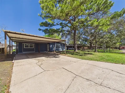 1210 Connie Street Alvin TX 77511