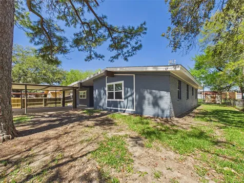 1210 Connie Street Alvin TX 77511