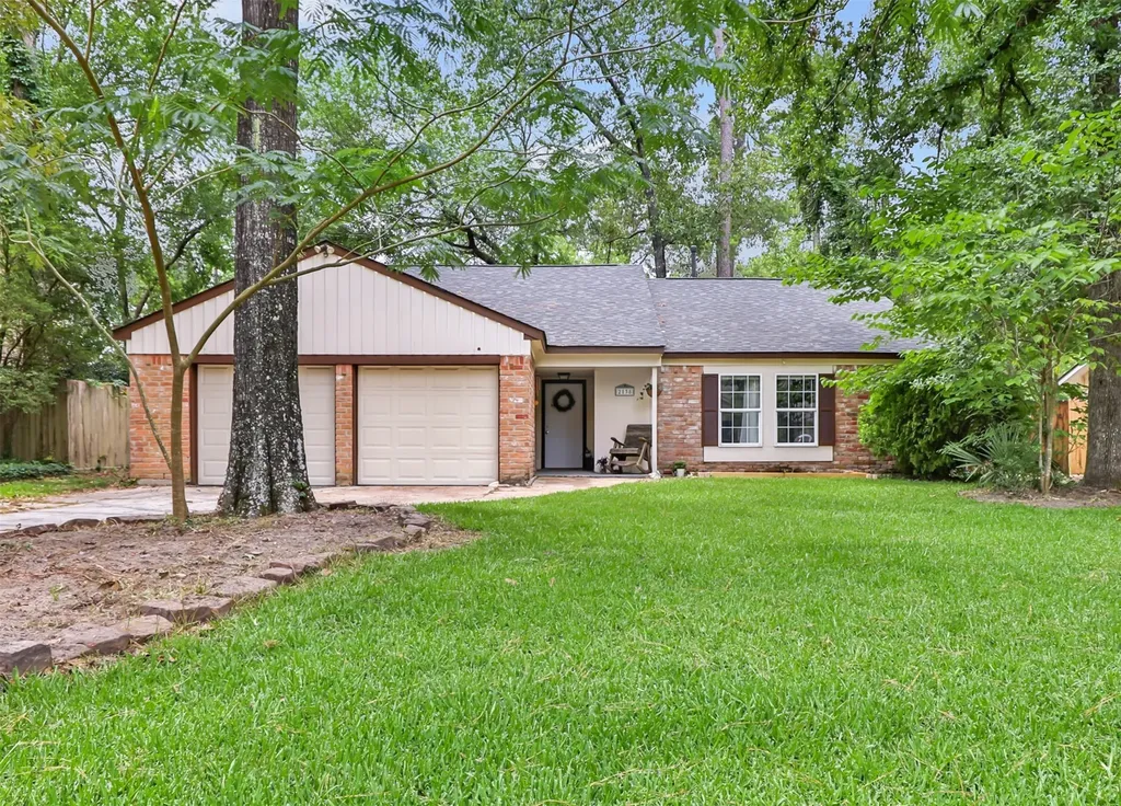 2138 Middle Creek Drive Houston TX 77339