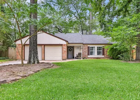2138 Middle Creek Drive Houston TX 77339