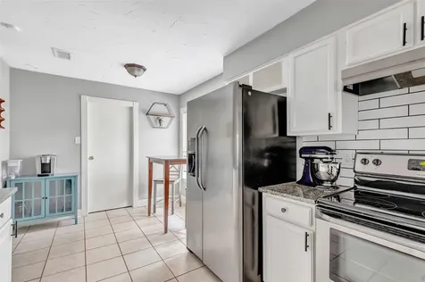 2138 Middle Creek Drive Houston TX 77339