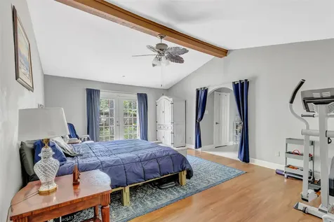 2138 Middle Creek Drive Houston TX 77339