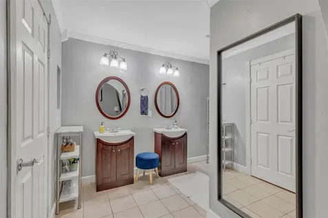 2138 Middle Creek Drive Houston TX 77339