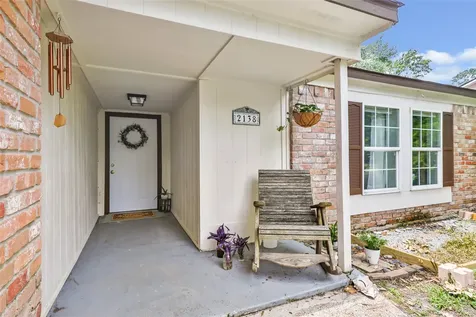 2138 Middle Creek Drive Houston TX 77339